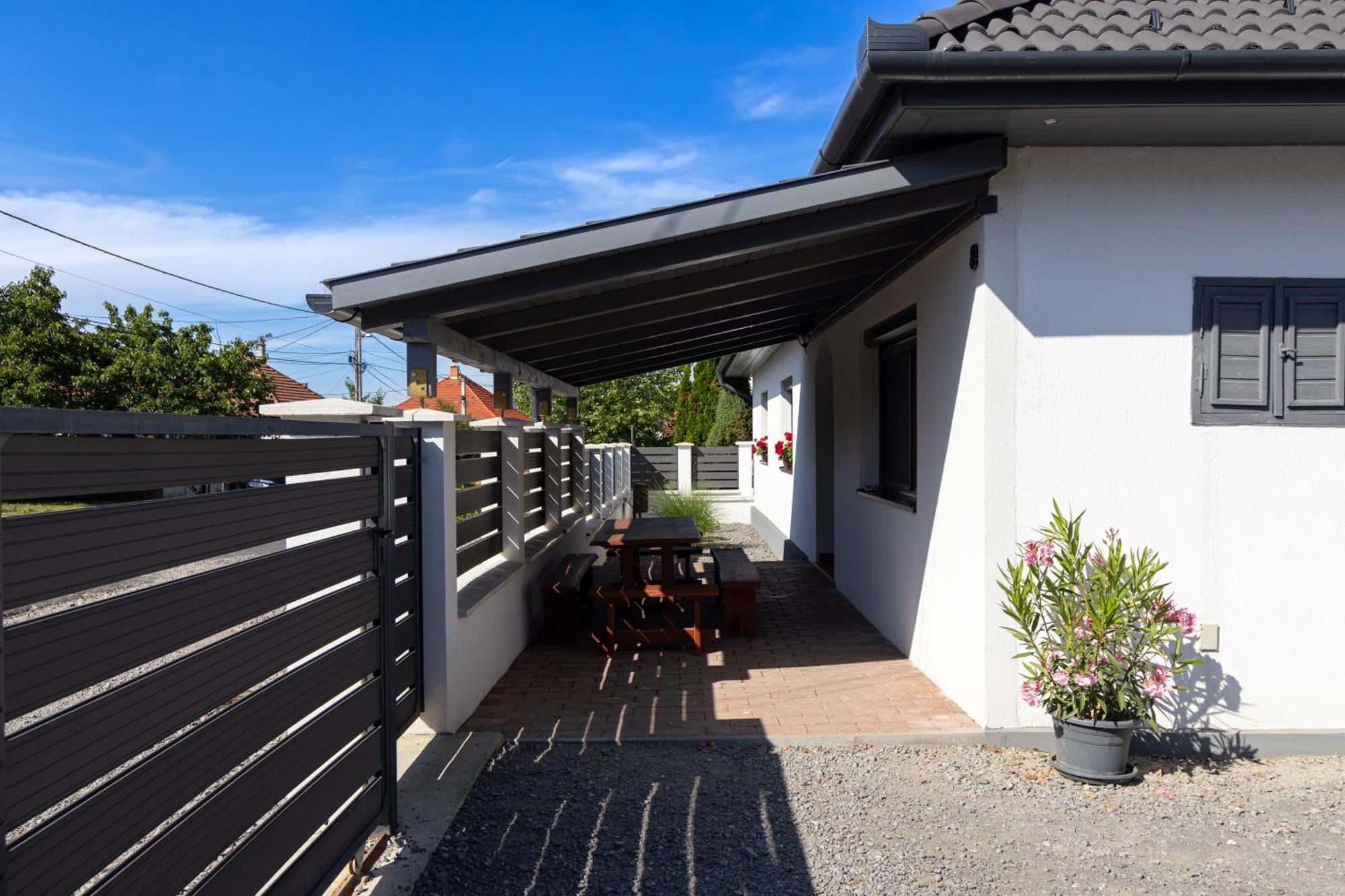 Kincso Vendeghaz Apartment Sarospatak Ngoại thất bức ảnh