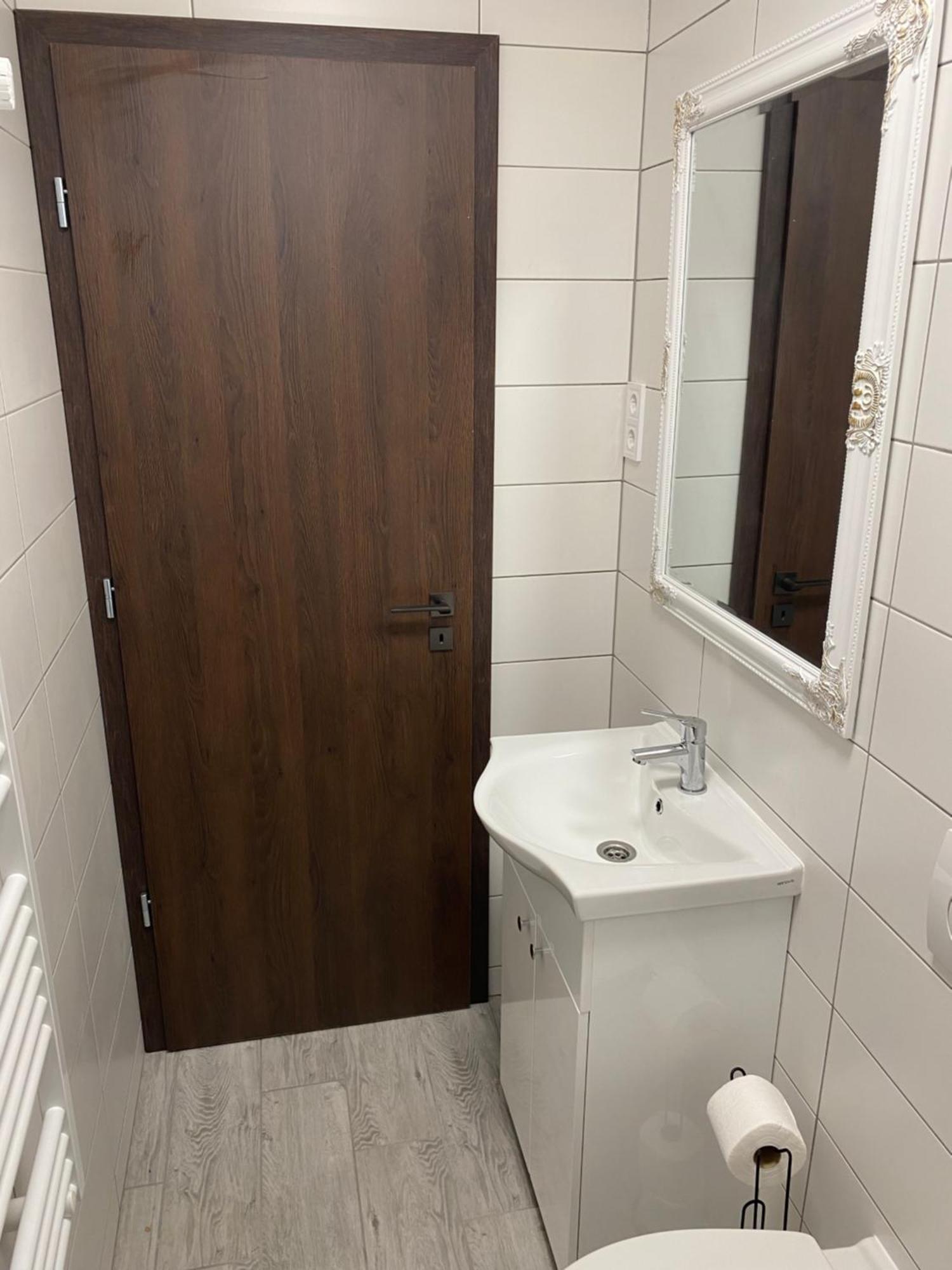 Kincso Vendeghaz Apartment Sarospatak Ngoại thất bức ảnh